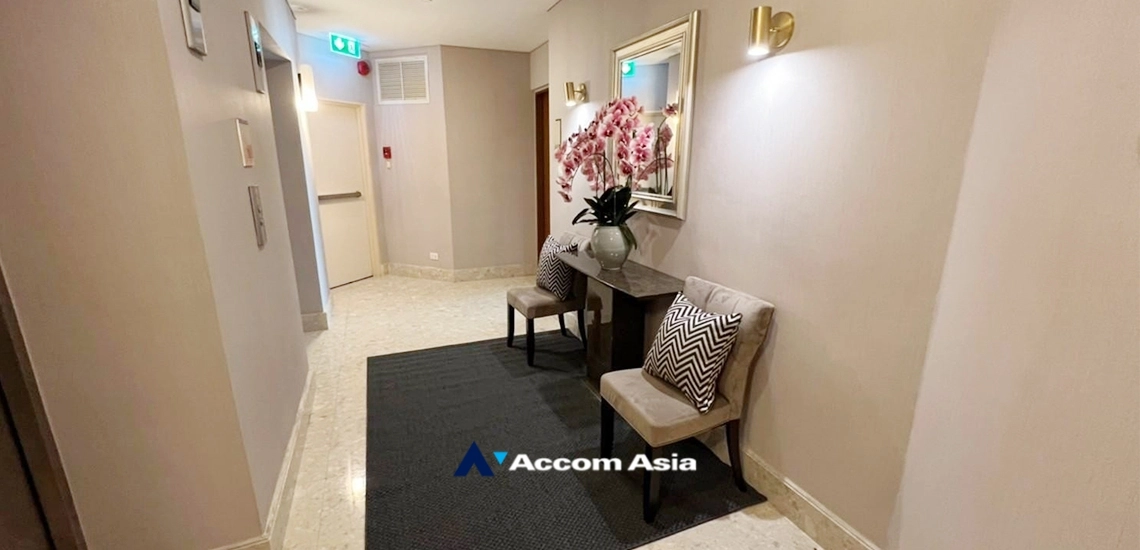 10  3 br Condominium For Rent in Ploenchit ,Bangkok BTS Chitlom at The Park Chidlom AA34477