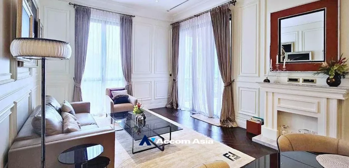 unit 2 Bedrooms  Condominium For Rent in Ploenchit, Bangkok  near BTS Ploenchit (AA34478)