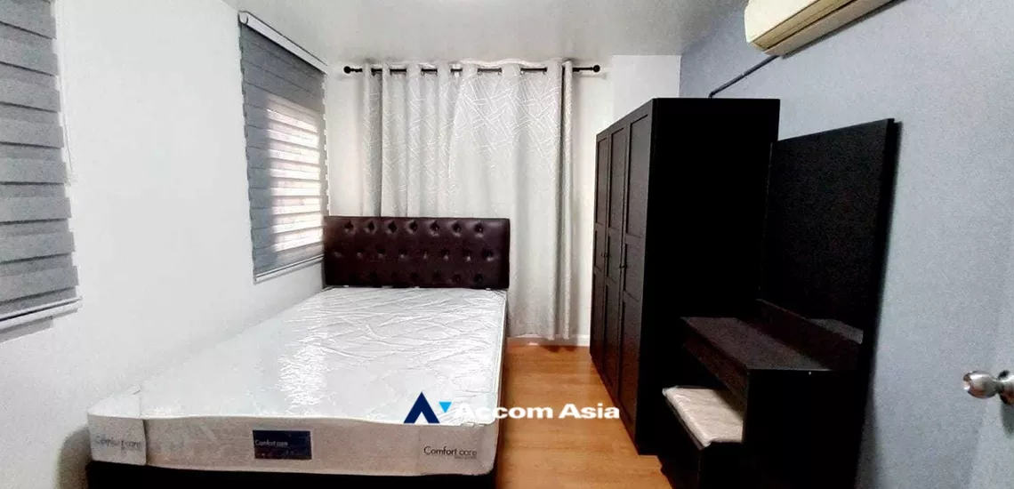 5  2 br Condominium For Sale in Ploenchit ,Bangkok BTS National Stadium at Condo One Siam AA34492