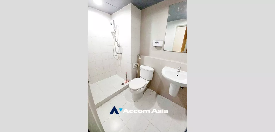 6  2 br Condominium For Sale in Ploenchit ,Bangkok BTS National Stadium at Condo One Siam AA34492