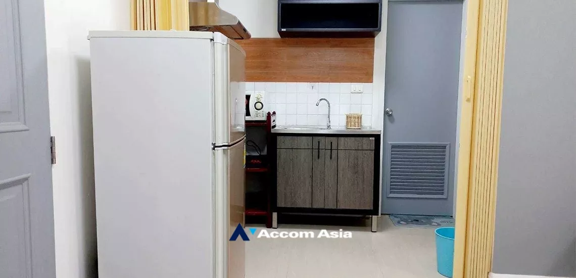  1  2 br Condominium For Sale in Ploenchit ,Bangkok BTS National Stadium at Condo One Siam AA34492