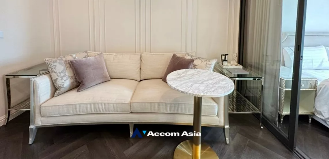  1  1 br Condominium For Sale in Ploenchit ,Bangkok BTS Ploenchit at Life One Wireless AA34495