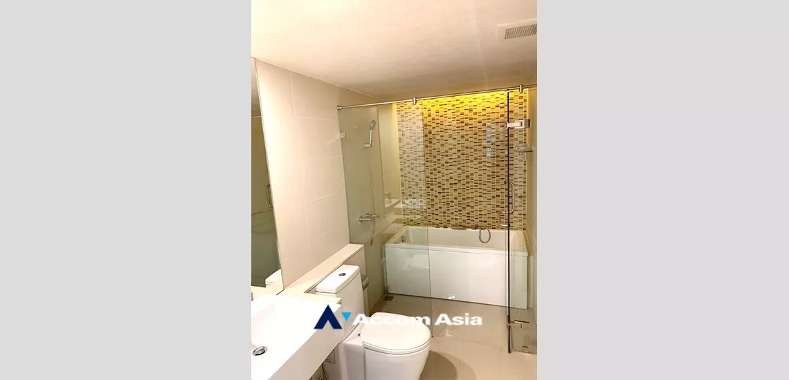 4  2 br Condominium For Sale in Sukhumvit ,Bangkok BTS Ekkamai at Le Nice Ekamai AA34496