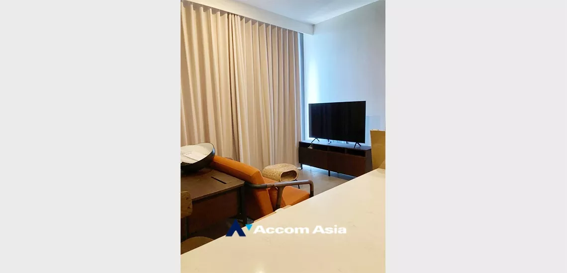 unit 1 Bedroom  Condominium For Rent & Sale in Sukhumvit, Bangkok  near BTS Asok - MRT Sukhumvit (AA34505)