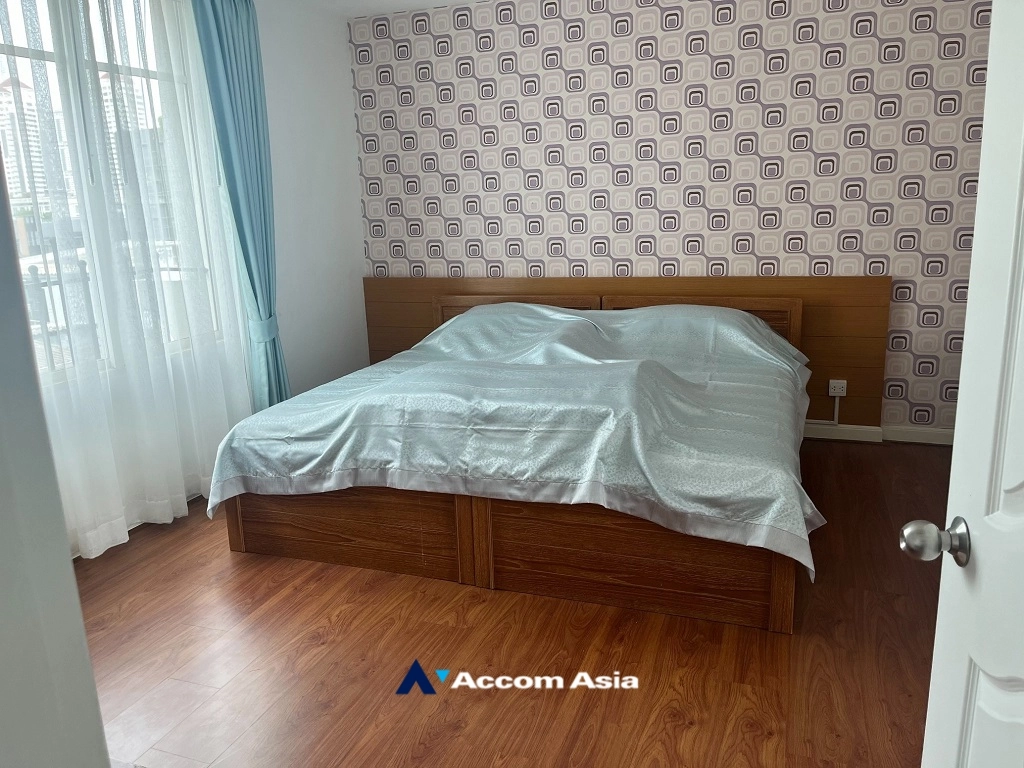 16  5 br House for rent and sale in Sukhumvit ,Bangkok BTS Thong Lo at Baan Klang Krung Thonglor AA34525