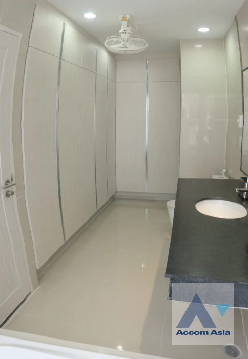 7  2 br Condominium for rent and sale in Sukhumvit ,Bangkok BTS Thong Lo at Noble Ora AA34526