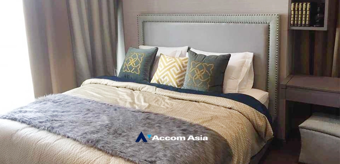 4  2 br Condominium For Rent in Silom ,Bangkok BTS Surasak at The Diplomat Sathorn AA34532