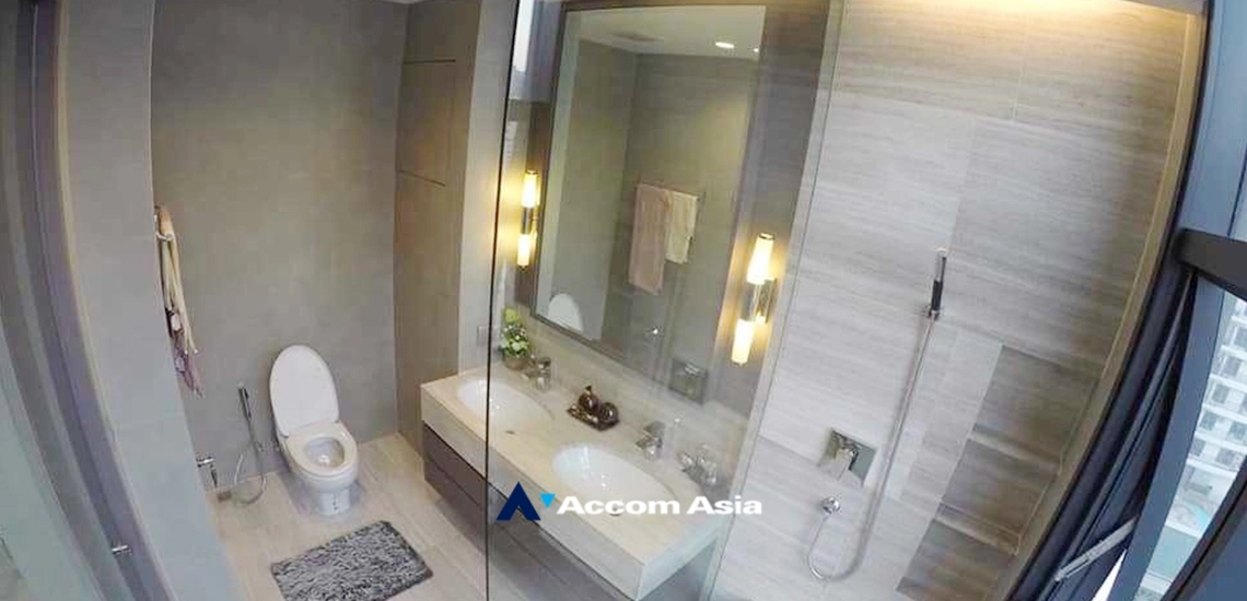 6  2 br Condominium For Rent in Silom ,Bangkok BTS Surasak at The Diplomat Sathorn AA34532