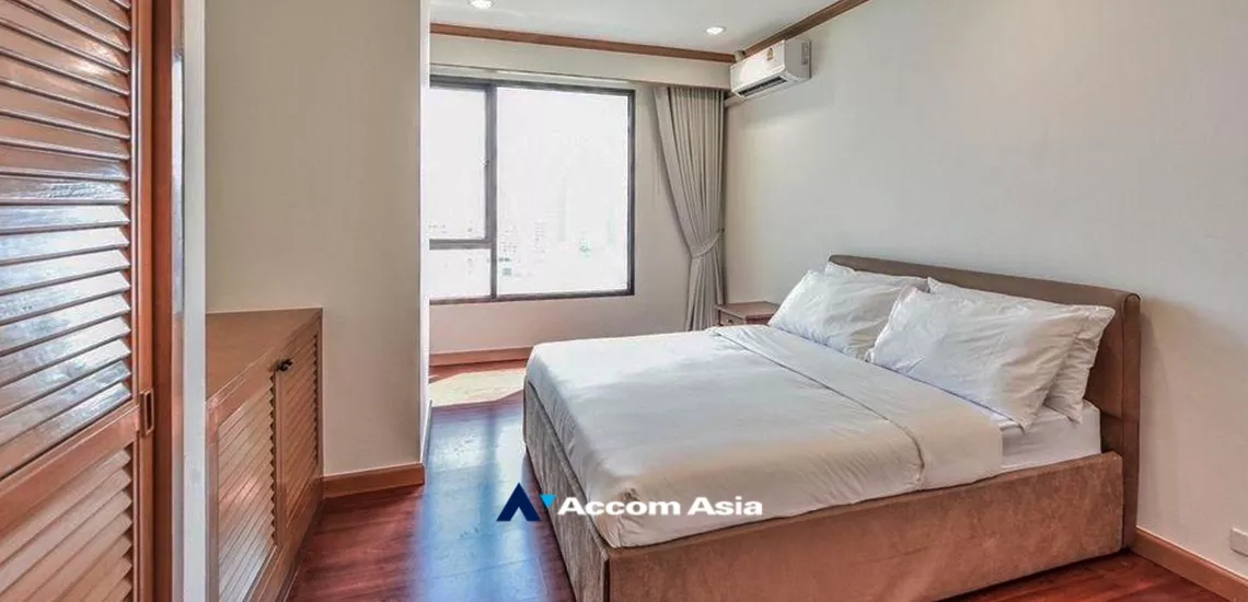 5  3 br Condominium For Rent in Charoennakorn ,Bangkok BTS Krung Thon Buri at Baan Chao Praya AA34534