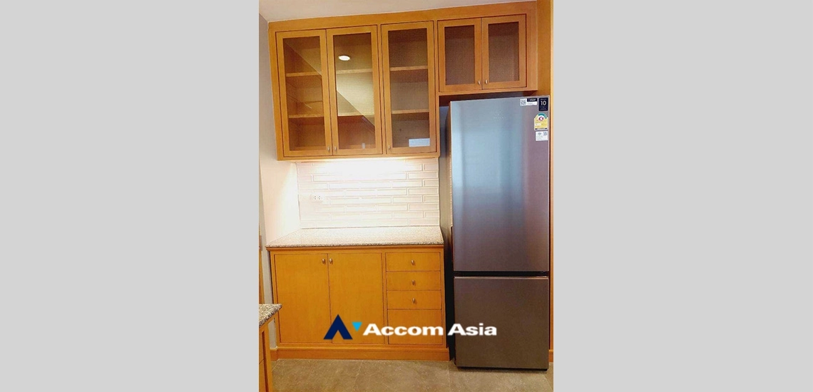 5  3 br Apartment For Rent in Sathorn ,Bangkok MRT Lumphini at Cozy and Convenient Apartment Near Garden Intl AA34550