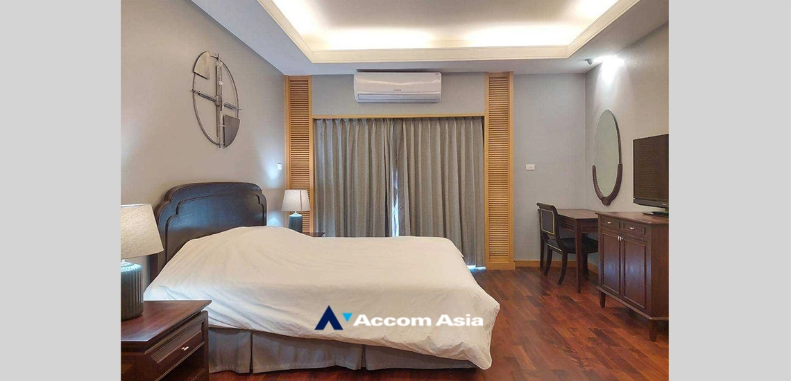 8  3 br Apartment For Rent in Sathorn ,Bangkok MRT Lumphini at Cozy and Convenient Apartment Near Garden Intl AA34550