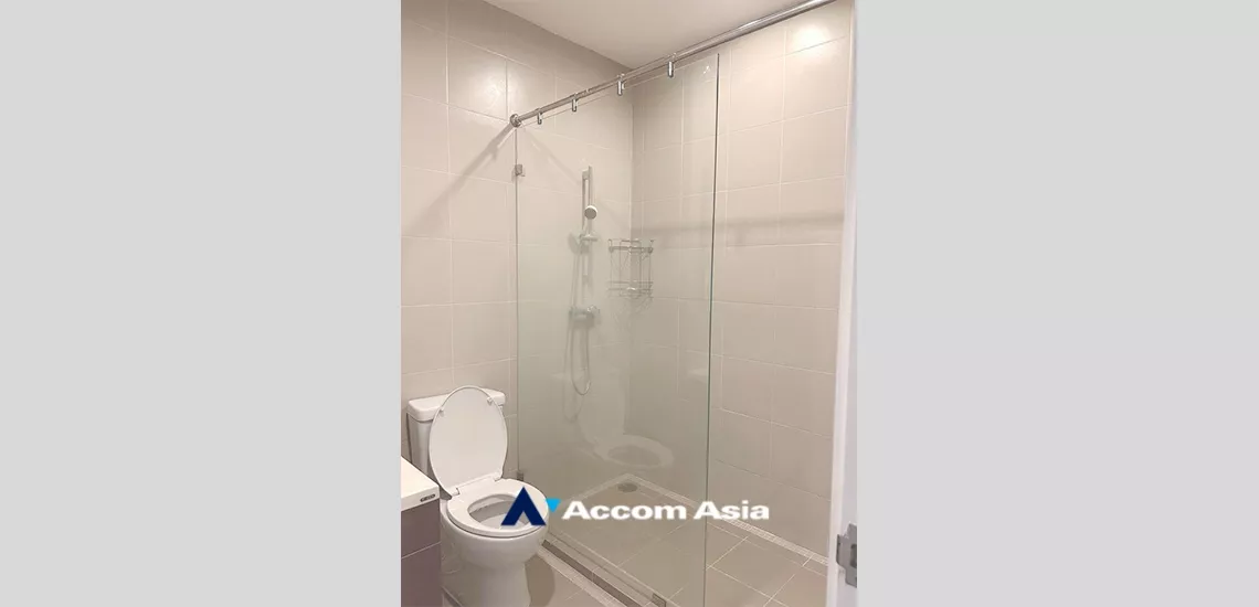 13  2 br Condominium For Sale in Charoen Nakhon ,Bangkok BTS Krung Thon Buri at Hive Sathorn AA34553