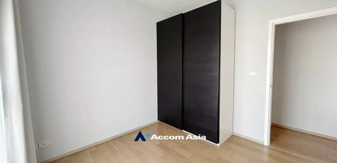 9  2 br Condominium For Sale in Charoen Nakhon ,Bangkok BTS Krung Thon Buri at Hive Sathorn AA34553