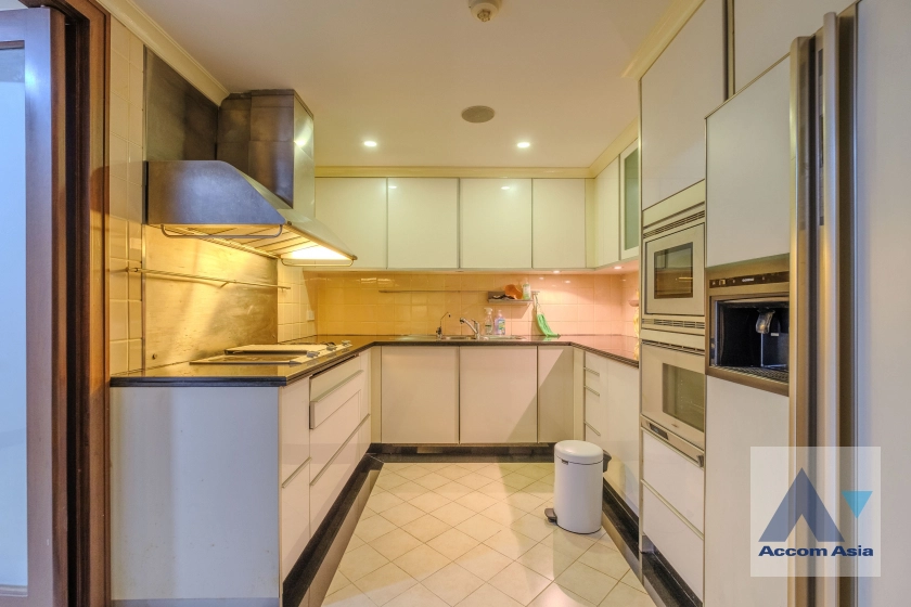  1  3 br Condominium for rent and sale in Ploenchit ,Bangkok BTS Chitlom at Somkid Gardens AA34560