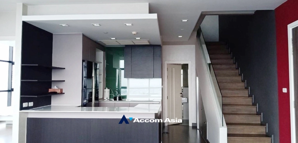 5  3 br Condominium for rent and sale in Charoen Nakhon ,Bangkok BTS Krung Thon Buri at Urbano Absolute Sathorn AA34564