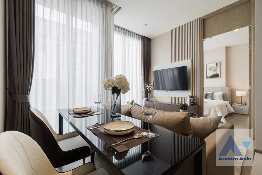 Corner Unit |  The Esse Asoke Condominium  1 Bedroom for Rent MRT Sukhumvit in Sukhumvit Bangkok