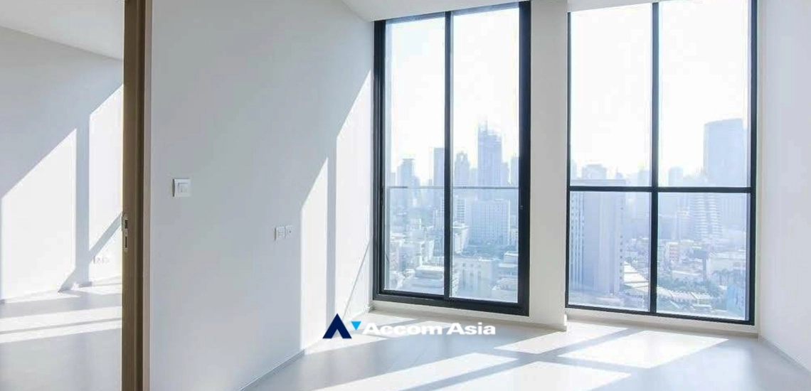 Corner Unit | Noble Ploenchit Condominium  2 Bedroom for Sale BTS Ploenchit in Ploenchit Bangkok