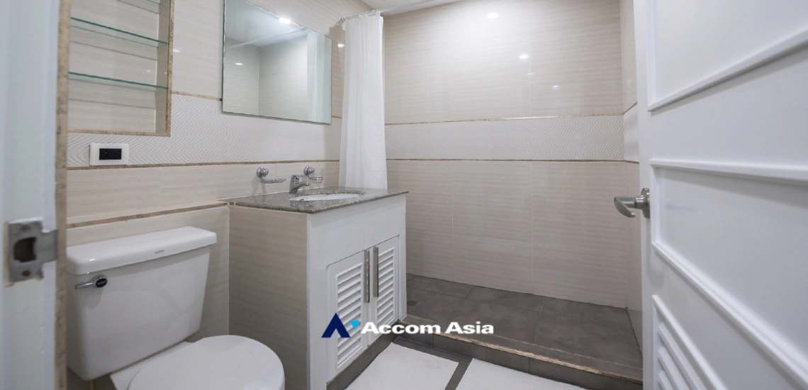 17  3 br Condominium for rent and sale in Sukhumvit ,Bangkok  at President Park Sukhumvit 24   AA34594