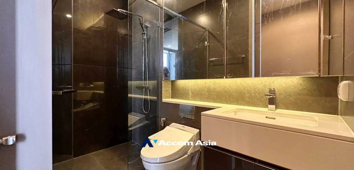 6  1 br Condominium For Sale in Ratchadaphisek ,Bangkok BTS Asok - ARL Makkasan at The Esse At Singha Complex AA34596
