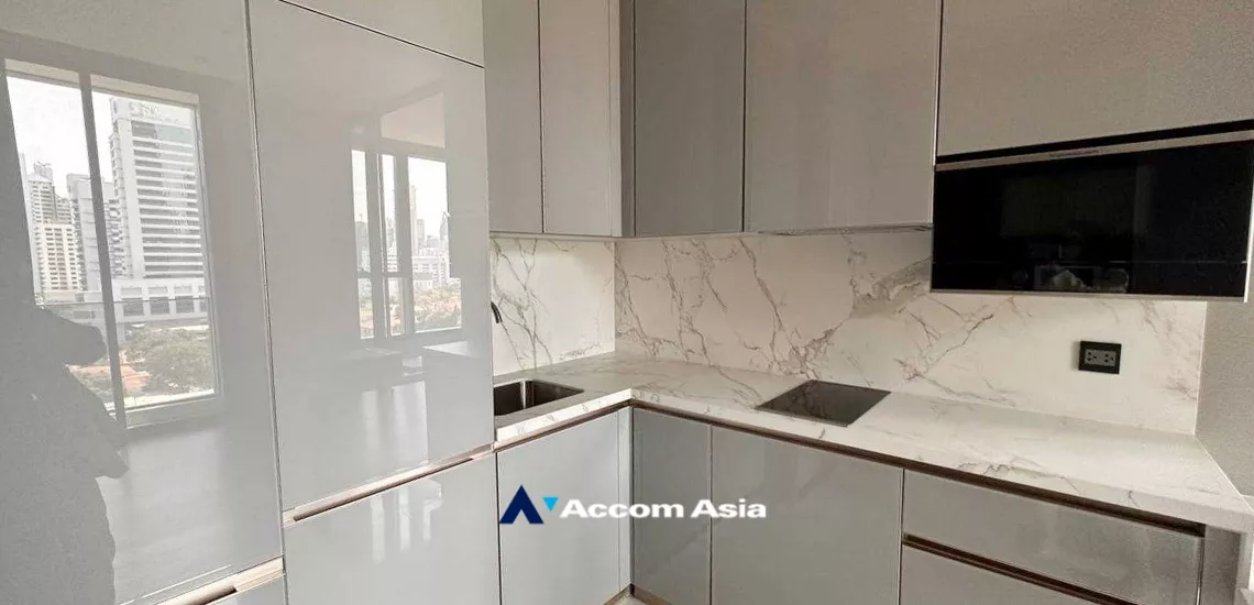 5  1 br Condominium For Sale in Ratchadaphisek ,Bangkok BTS Asok - ARL Makkasan at The Esse At Singha Complex AA34596