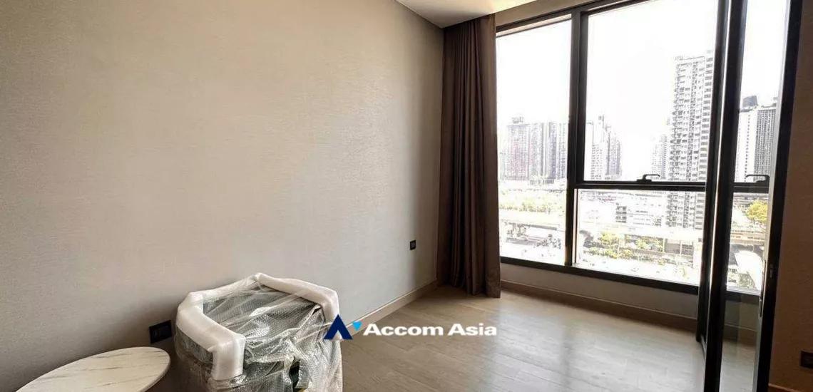  1  1 br Condominium For Sale in Ratchadaphisek ,Bangkok BTS Asok - ARL Makkasan at The Esse At Singha Complex AA34596