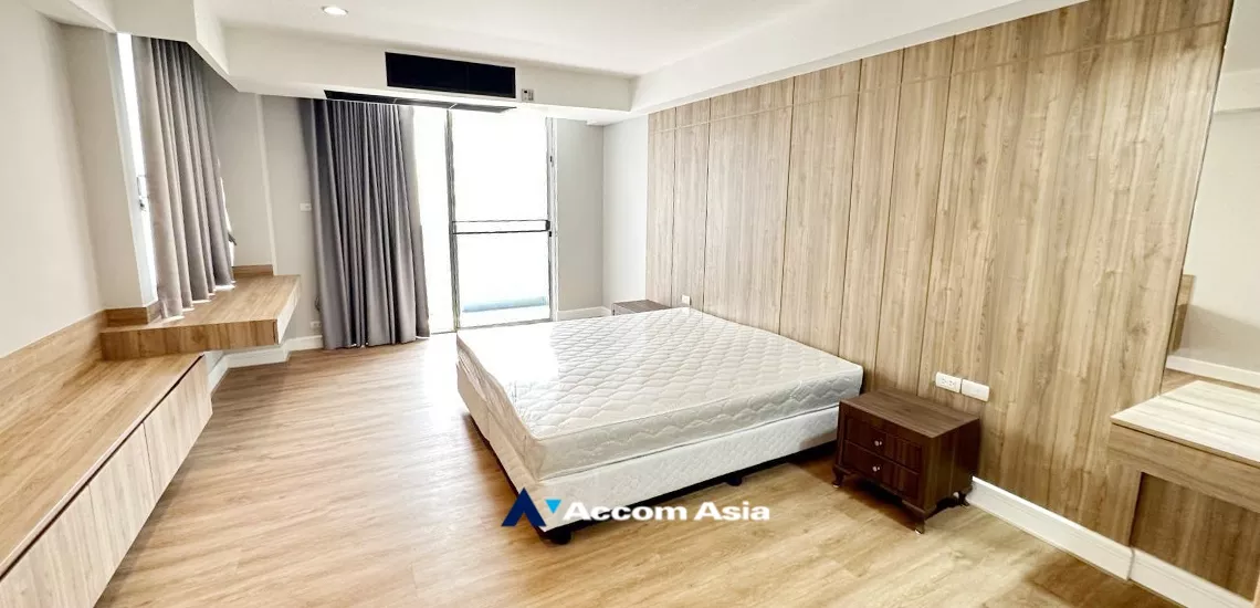 6  4 br Apartment For Rent in Sukhumvit ,Bangkok BTS Asok - MRT Sukhumvit at Newly renovated modern style living place AA34610