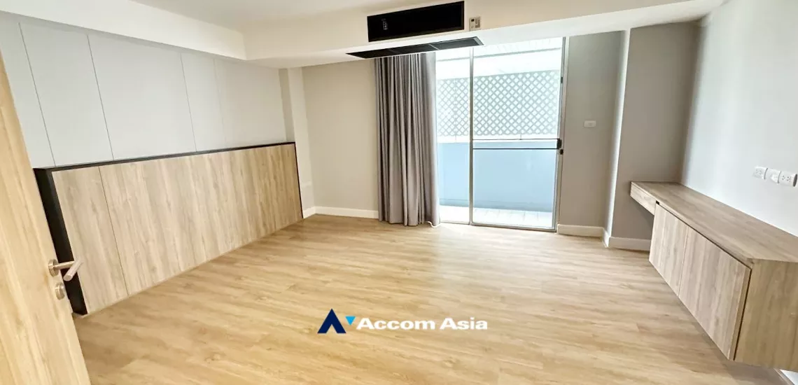 7  4 br Apartment For Rent in Sukhumvit ,Bangkok BTS Asok - MRT Sukhumvit at Newly renovated modern style living place AA34610
