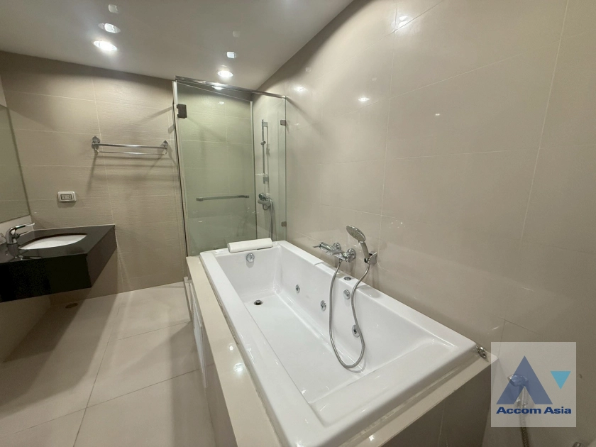 17  5 br Condominium for rent and sale in Ratchadaphisek ,Bangkok MRT Rama 9 at Belle Grand Rama 9  (Belle Avenue) AA34611