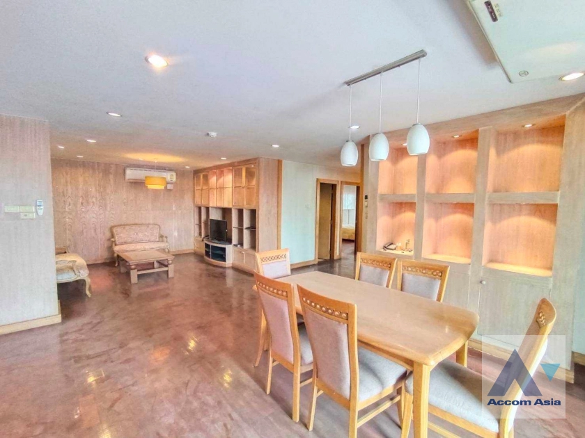 unit 3 Bedrooms  Condominium For Rent & Sale in Sukhumvit, Bangkok  near BTS Phrom Phong (24883)