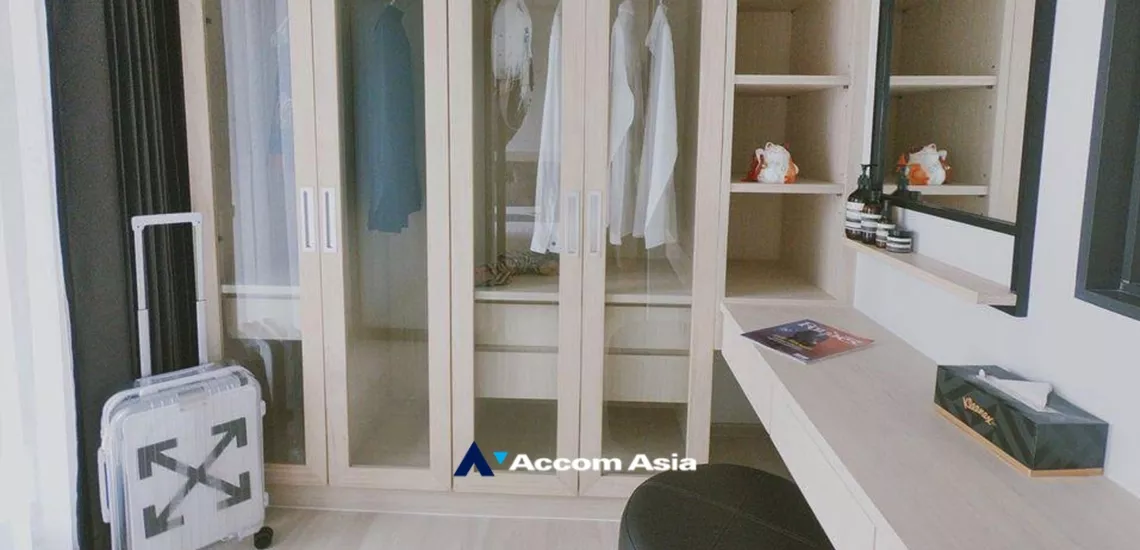 4  1 br Condominium For Sale in Ploenchit ,Bangkok BTS Ploenchit at Life One Wireless AA34628