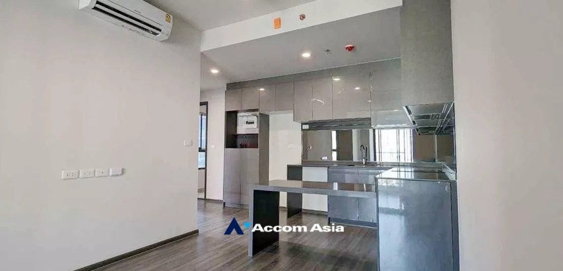 1  2 br Condominium For Sale in Silom ,Bangkok BTS Sala Daeng - MRT Sam Yan at Ideo Chula Samyan AA34638