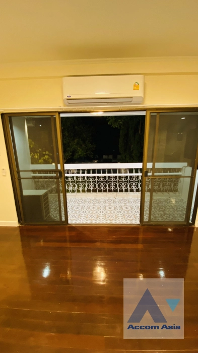 14  6 br House for rent and sale in Pattanakarn ,Bangkok BTS On Nut at Panya Pattanakarn Village AA34647