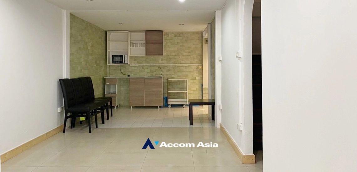 4  6 br Townhouse for rent and sale in sukhumvit ,Bangkok BTS Phrom Phong AA34648