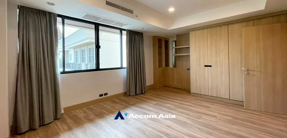 4  3 br Apartment For Rent in Sukhumvit ,Bangkok BTS Phrom Phong at Children Dreaming Place AA34654