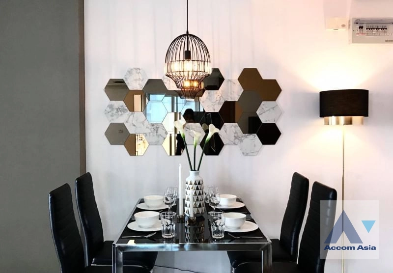  1  2 br Condominium for rent and sale in Ratchadaphisek ,Bangkok BTS Ekkamai at Supalai Park Ekkamai Thonglor AA34656