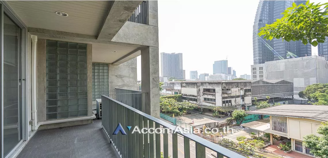 Duplex Condo |  4 Bedrooms  Apartment For Rent in Sukhumvit, Bangkok  near BTS Thong Lo (24887)