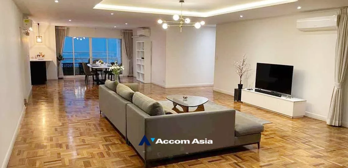 Regent On The Park 3 Condominium  4 Bedroom for Sale & Rent BTS Phrom Phong in Sukhumvit Bangkok
