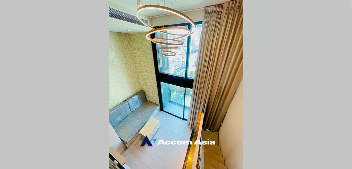 5  1 br Condominium For Sale in Silom ,Bangkok BTS Surasak at The Lofts Silom AA34666