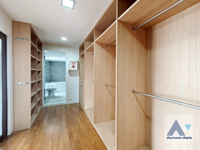 17  3 br Condominium for rent and sale in Sukhumvit ,Bangkok BTS Ekkamai at Regent On The Park 2 AA34668