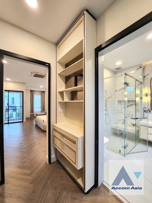 11  4 br House for rent and sale in Latkrabang ,Bangkok ARL Ban Thap Chang at Nantawan Rama 9 New Krungthepkreetha AA34685