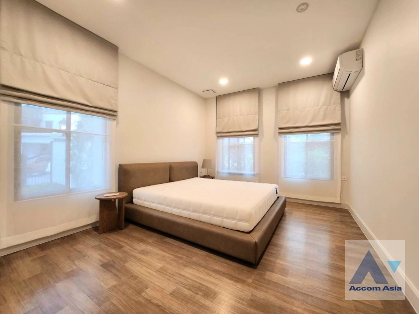 15  4 br House for rent and sale in Latkrabang ,Bangkok ARL Ban Thap Chang at Nantawan Rama 9 New Krungthepkreetha AA34685