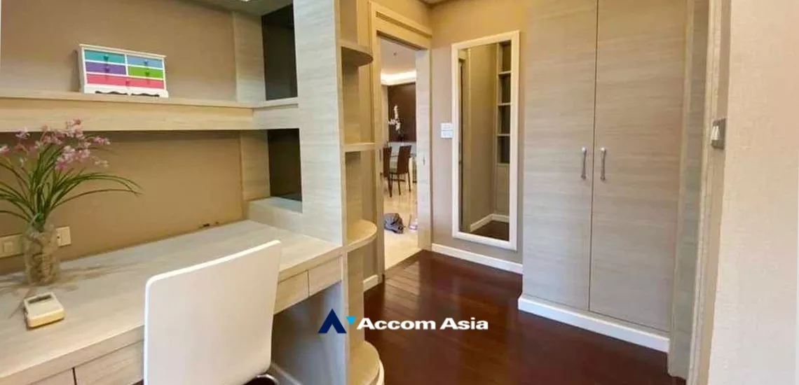 5  2 br Condominium For Rent in Silom ,Bangkok BTS Sala Daeng - MRT Silom at Silom Grand Terrace AA34695