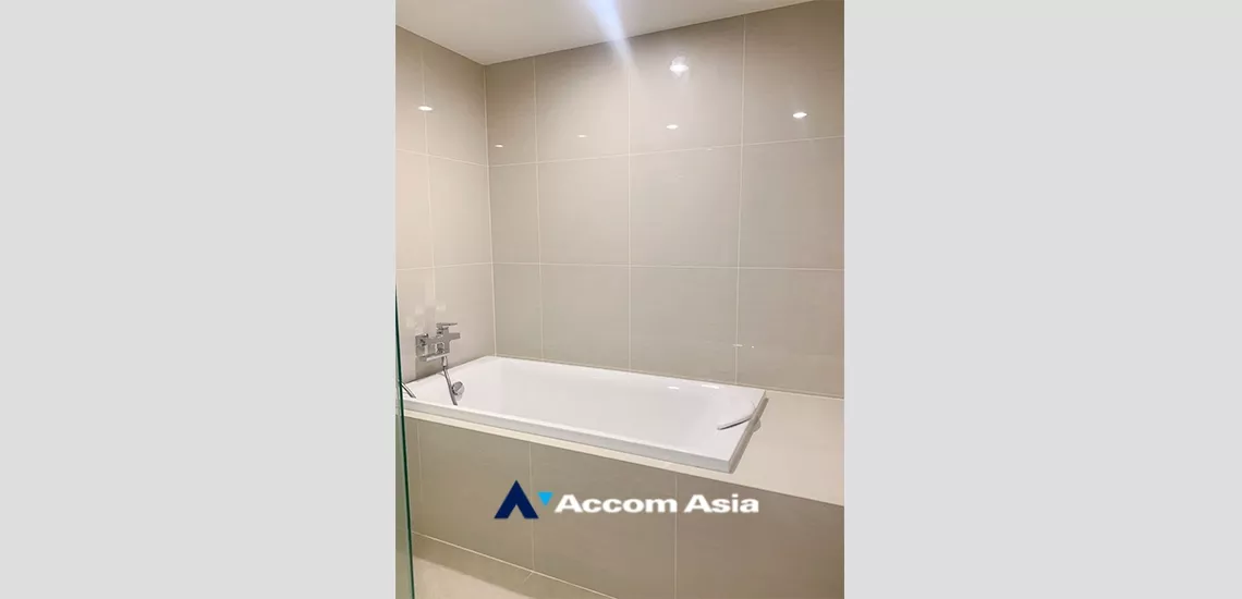 6  2 br Condominium For Sale in Bang Na ,Bangkok BTS Udomsuk at Ideo Mobi Sukhumvit 66 AA34703