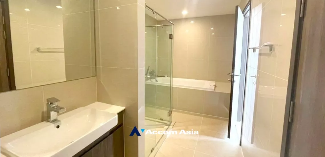 8  2 br Condominium For Sale in Bang Na ,Bangkok BTS Udomsuk at Ideo Mobi Sukhumvit 66 AA34703