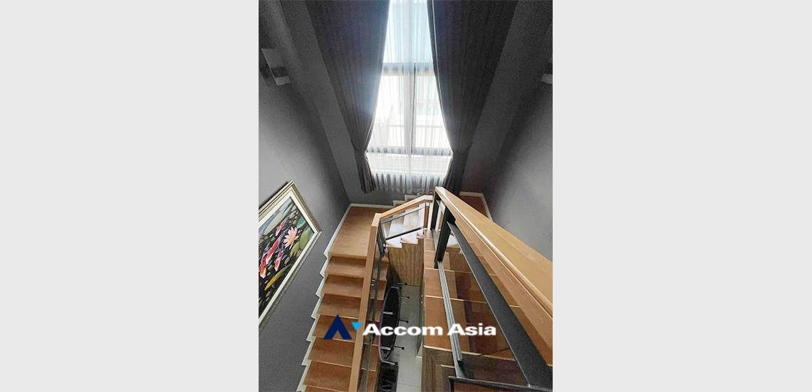 8  4 br House for rent and sale in Pattanakarn ,Bangkok  at The Palm Pattanakarn AA34706