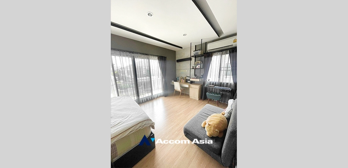 12  4 br House for rent and sale in Pattanakarn ,Bangkok  at The Palm Pattanakarn AA34706