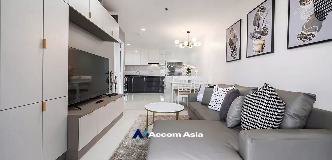  2 Bedrooms  Condominium For Rent & Sale in Sukhumvit, Bangkok  near BTS Phrom Phong (AA34710)