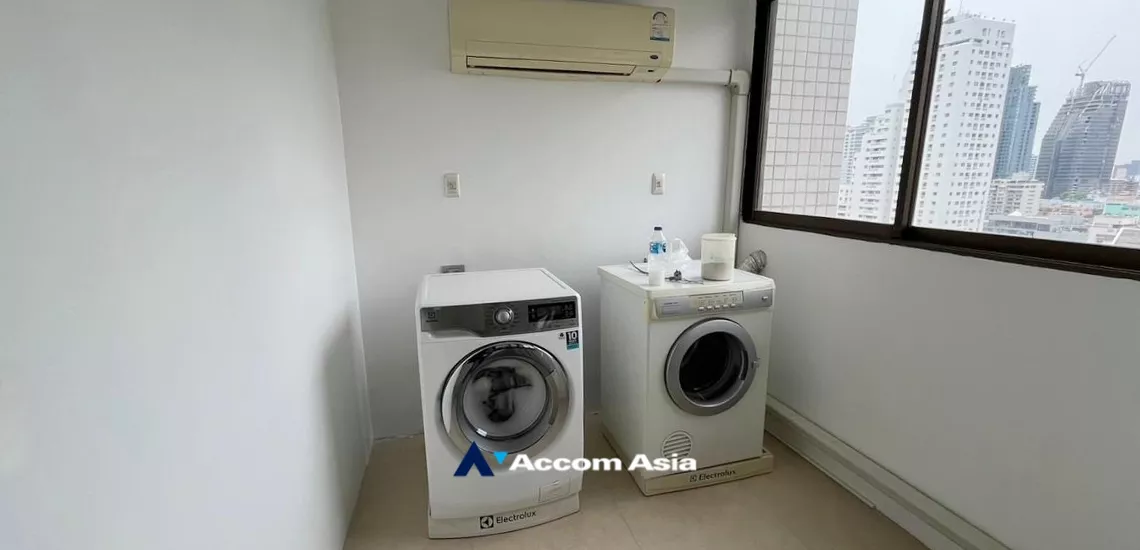 6  4 br Apartment For Rent in Sukhumvit ,Bangkok BTS Asok - MRT Sukhumvit at Homely Atmosphere AA34719