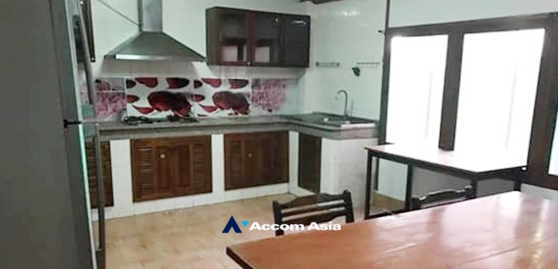 5  5 br House for rent and sale in Sukhumvit ,Bangkok BTS Thong Lo AA34724