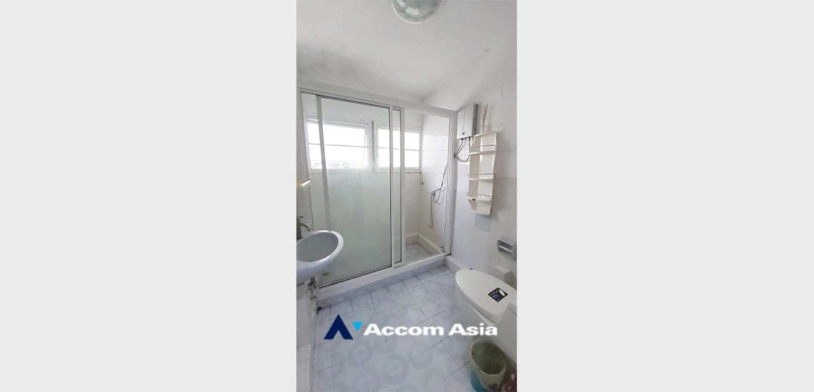 10  5 br House for rent and sale in Sukhumvit ,Bangkok BTS Thong Lo AA34724